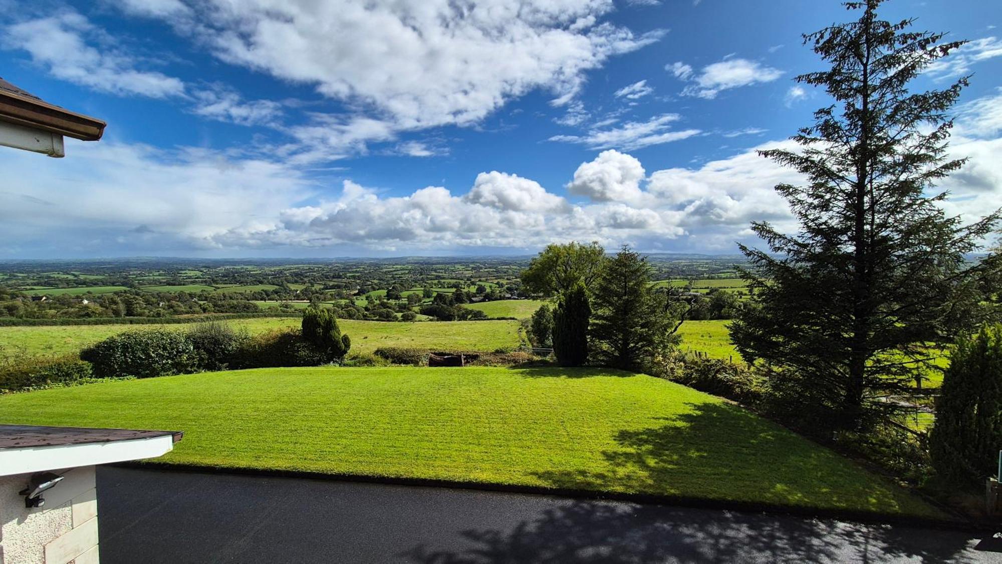 Goldenhill Guesthouse Omagh Kültér fotó
